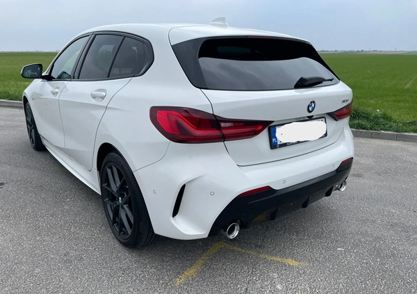 BMW Seria 1 cena 99900 przebieg: 72000, rok produkcji 2019 z Kalisz małe 67